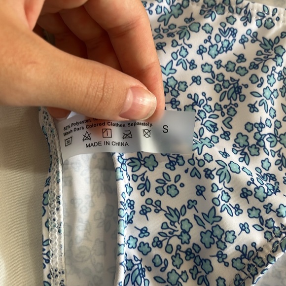 Size small, Blue and white floral print bikini (top & bottom) NEVER WORN - Picture 5 of 7